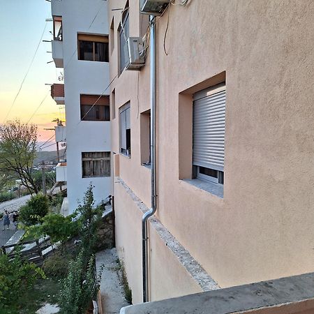 Krujë Ergi'S Bed & Breakfast מראה חיצוני תמונה