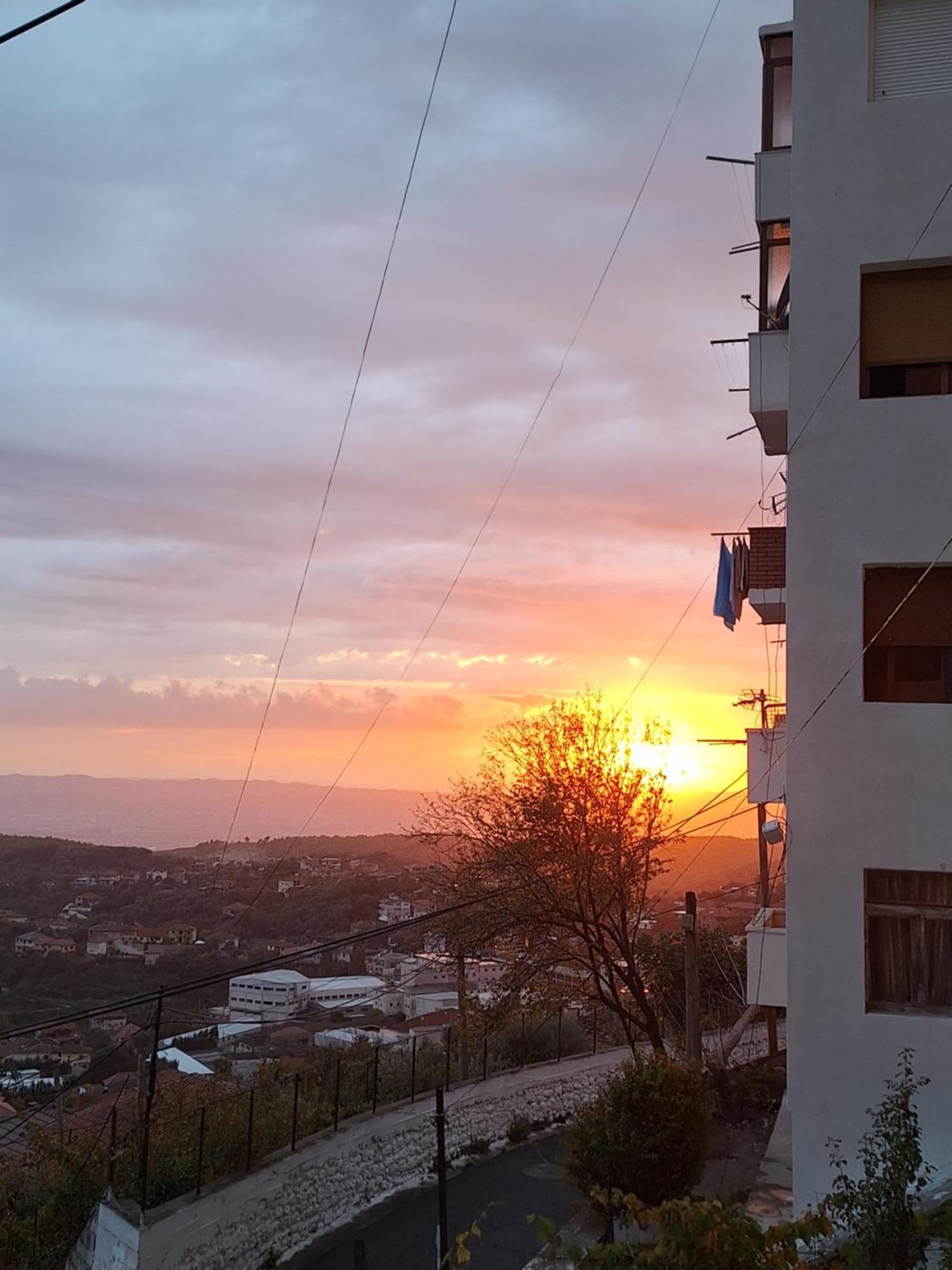 Krujë Ergi'S Bed & Breakfast מראה חיצוני תמונה