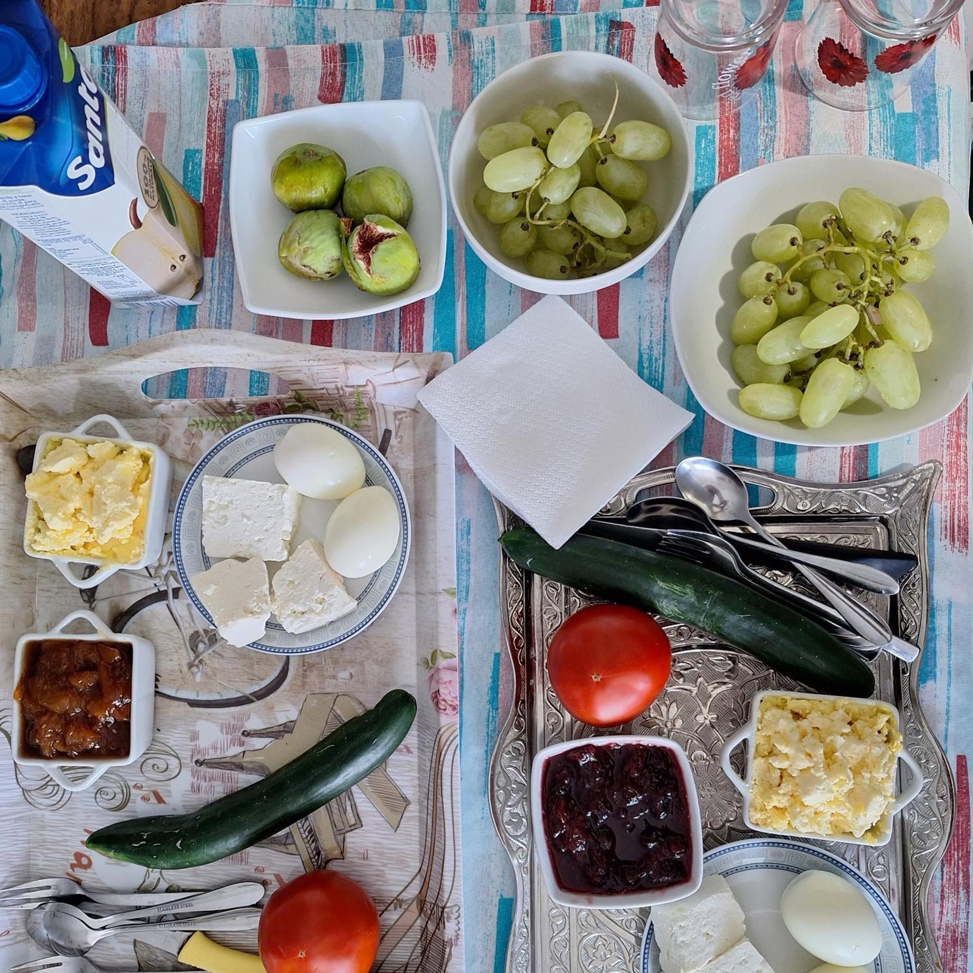 Krujë Ergi'S Bed & Breakfast מראה חיצוני תמונה